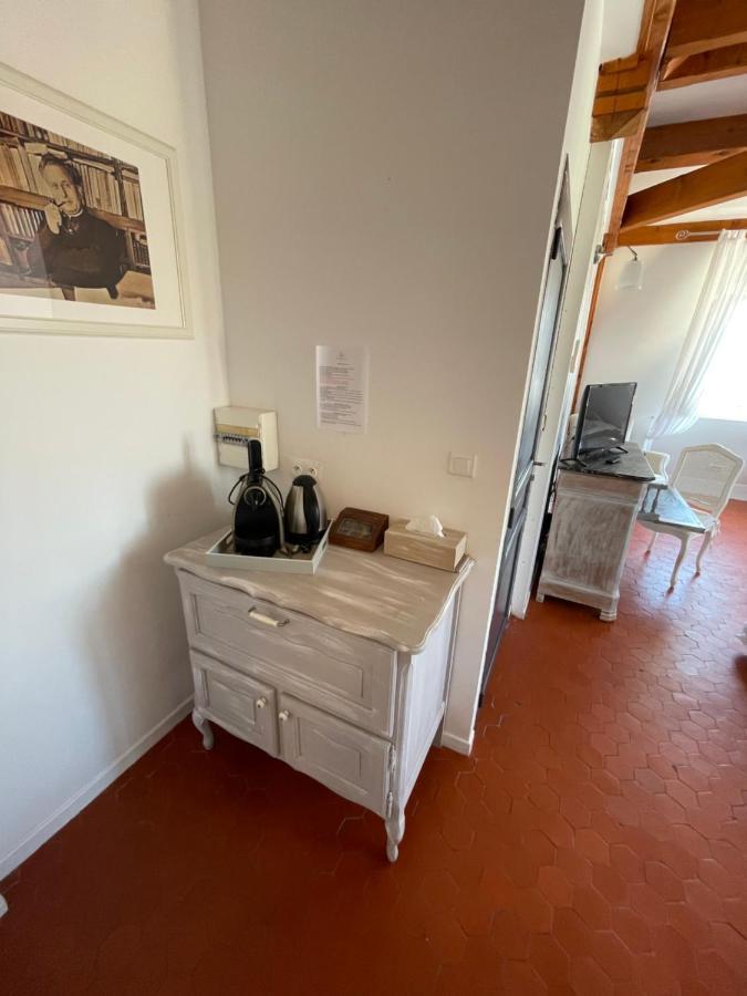 Manoir D'Amaury - Chambres D'Hotes Gréoux-les-Bains Esterno foto